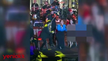 Türkiye'yi bu zorbalar mı yönetecek? Alkollü CHP'li Başkan Sibel Can konserini birbirine kattı