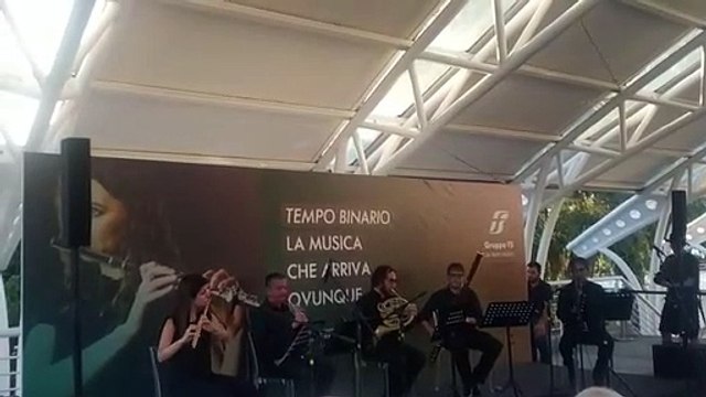 A Reggio e Lamezia musica nelle stazioni con il Tempo binario di Fs