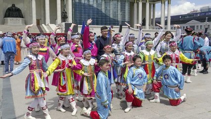 3년 만에 열린 몽골 최대 나담축제...관광객 '북적' / YTN