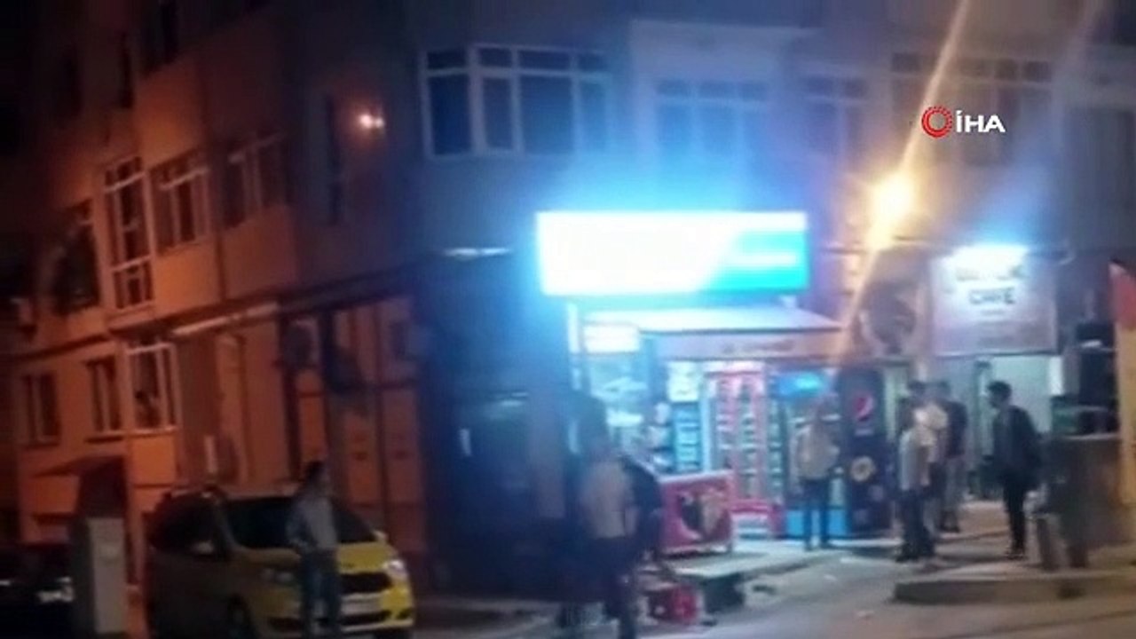 Son dakika haber | Yabancı uyrukluların tekme tokat kavgası kamerada