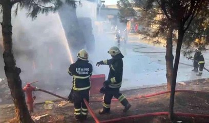 Kağıt fabrikasında korkutan yangın