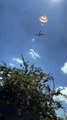 طيار محظوظ ينجو من سقوط طائرة على الأرض
