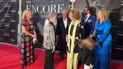 Doña Sofía sorprende con su look más sofisticado en su reaparición en Marbella