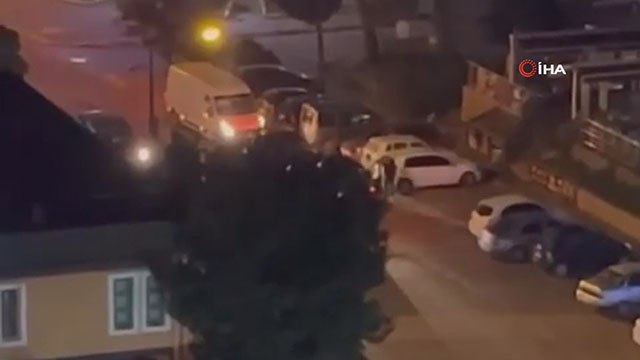 Asker eğlencesinde yolu kapatıp havaya ateş açtılar