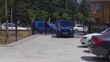 Son dakika: AFYONKARAHİSAR - Bir kişinin darbedilerek öldürülmesine ilişkin 3 şüpheli adliyede