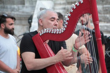 Victor Espinola, Aspendos Antik Tiyatrosu'nda sahne aldı