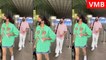 Virat Kohli and Anushka Sharma Spotted at Airport  Viral Masti Bollywood