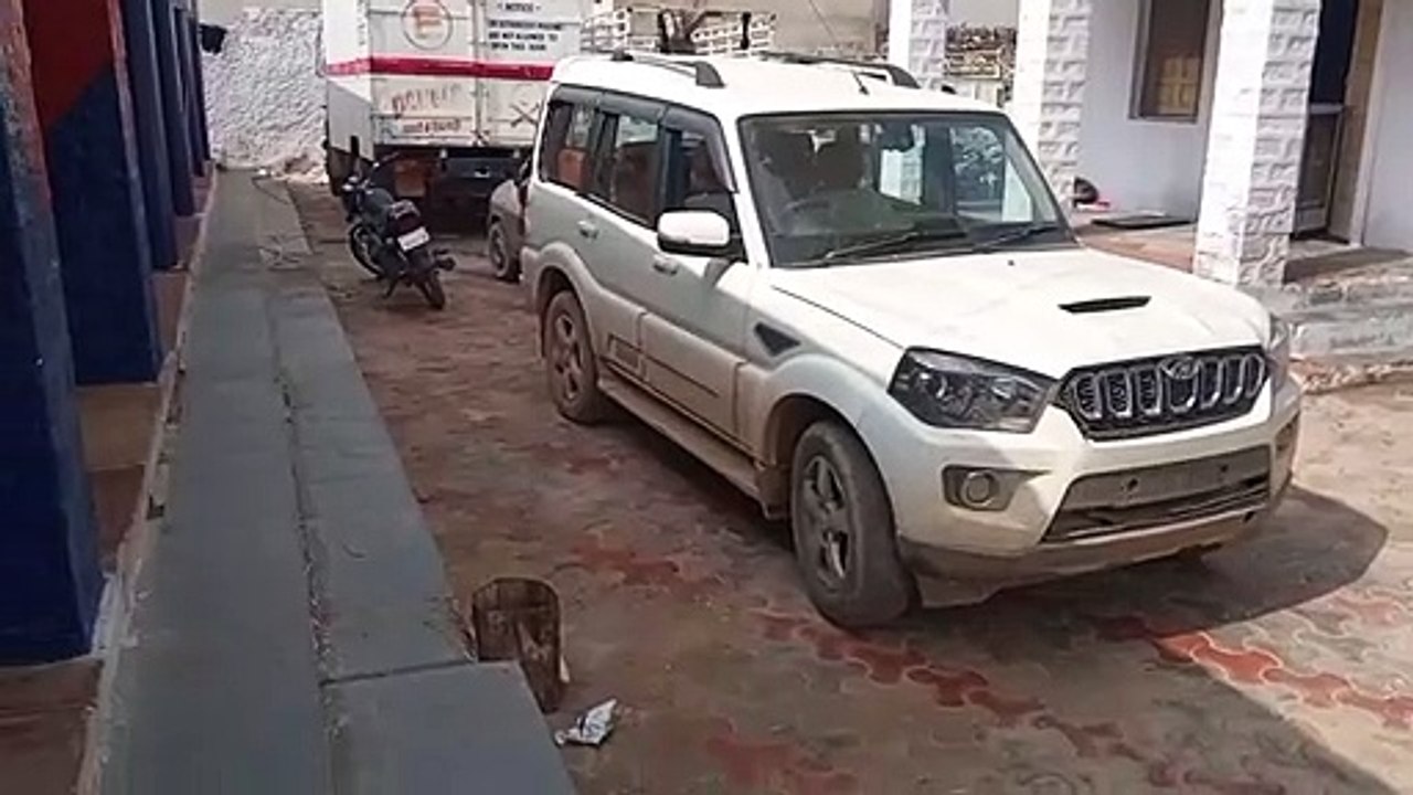 आरएलपी विधायक नारायण बेनीवाल की चोरी हुई एसयूवी...