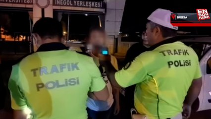 Bursa'da polislerin üzerine otomobili süren ehliyetsiz sürücü, uyarı ateşiyle durduruldu
