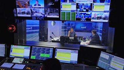 «Je ne veux pas laisser penser que Pétain et Macron, c'est la même chose», lance Olivier Faure