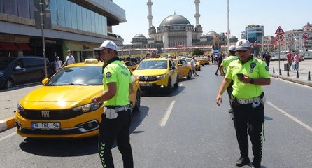 Taksim’de ticari taksilere yönelik denetim