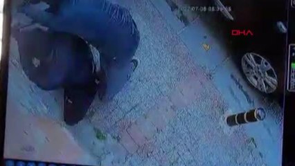 Son dakika haberi: BÜYÜKÇEKMECE'DE LASTİKÇİ VE ELEKTRİKÇİDEKİ HIRSIZLAR KAMERADA