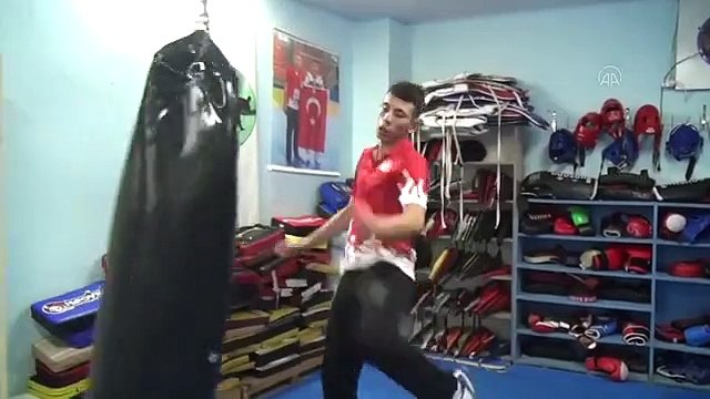 Tekvando Milli Takımı'na seçilen genç sporcu, hedefe dünya şampiyonluğunu koydu