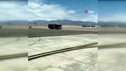 ABD'de havalimanında 2 uçak çarpıştı