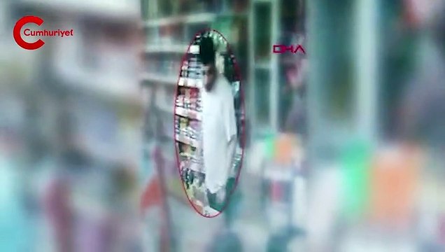 Bayrampaşa'da buldukları kredi kartıyla alışveriş yaptılar