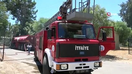 Çim üretim firmasının serasındaki yangın korkuttu