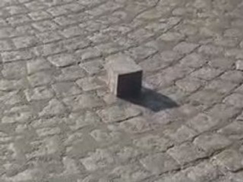 Le PAVÉ EN MOUSSE BLACKBOULÉ