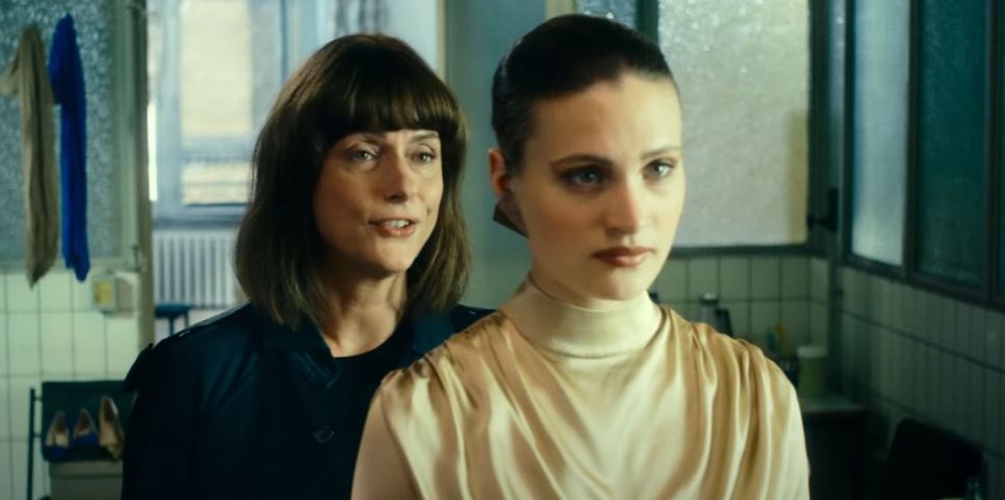 In einem Land, das es nicht mehr gibt - Trailer (Deutsch) HD