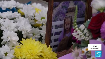 Civilian casualties as Russia strikes southern Ukraine city, attacks more in east