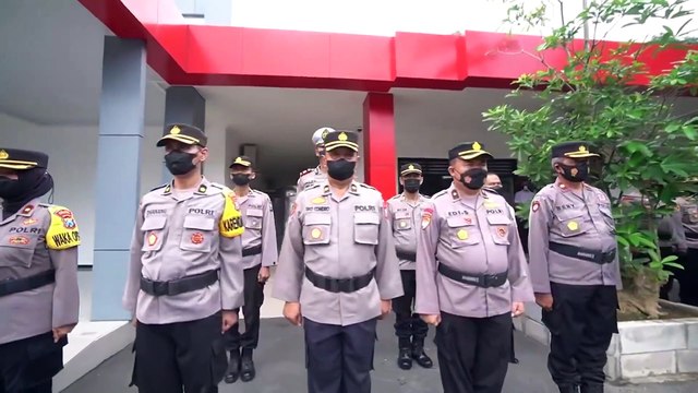 Upacara Serah Terima Jabatan Kasat dan Kapolsek Jajaran Polres Ponorogo