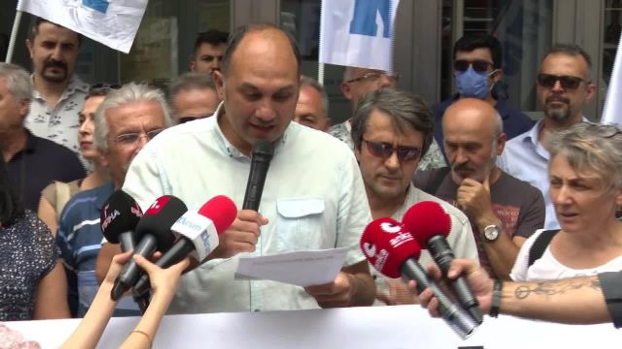 Kesk Ankara Şubeler Platformu Maaş Artışını Bordro Yakarak Protesto Etti