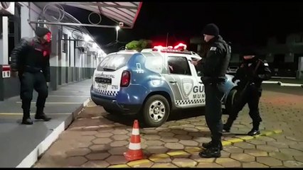 GM acaba com 'festinha' no calçadão do Floresta e encaminha duas pessoas à delegacia