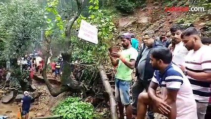 नको ते धाडस करणाऱ्यांना मिळाला पोलिसांचा चोप