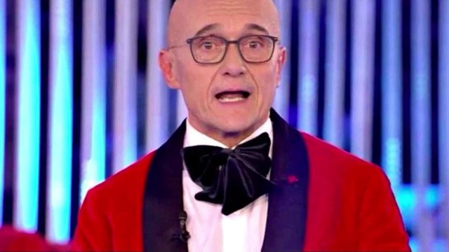 GF Vip 7, indizio sul sesto concorrente Signorini rivela che…