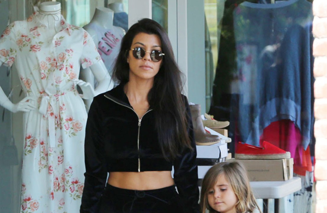 Kourtney Kardashian threw a "dreamy" 10th birth...
