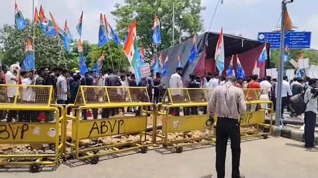 एनएसयूआई की सात सूत्रीय मांग, किया विरोध प्रदर्शन