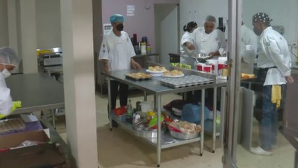 bd-chepe-se-baña-da-clases-de-cocina-180722