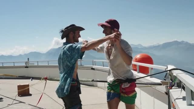 Se celebra en Suiza el primer mundial de cuerda floja