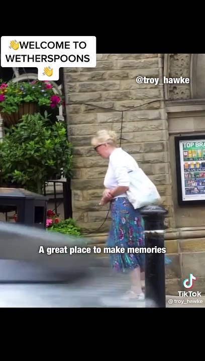 Wetherspoons meet-and-greet prank goes viral: Hilarious comedian greets customers in Harrogate