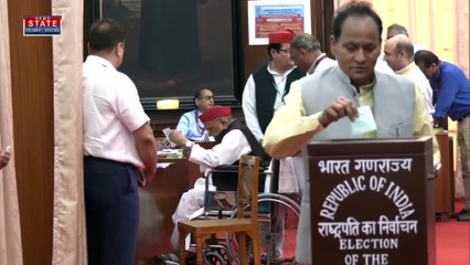 Presidential Election 2022 : Lucknow में राष्ट्रपति चुनाव के लिए मुलायम सिंह ने डाला वोट | UP News |