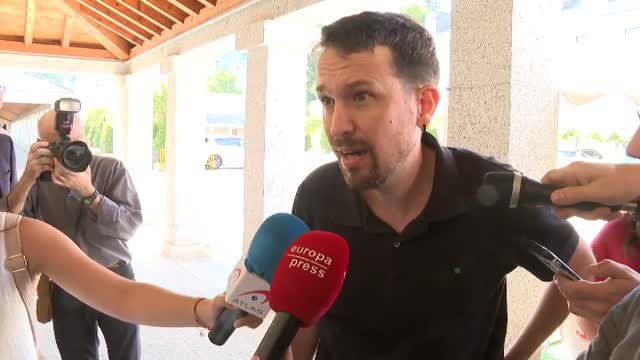 Pablo Iglesias bromea sobre una presunta coalición con ERC y Bildu: Nuestra primera medida será trasladar los restos de Ferreras a Mingorrubio