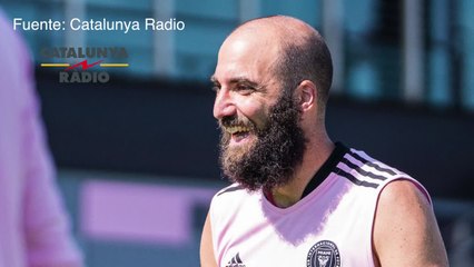 Higuaín se moja sobre el fichaje de Lewandowski por el Barcelona