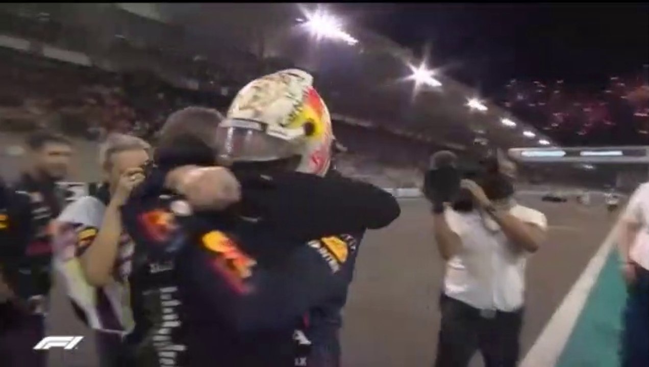 Formula 1 Abu Dhabi GP Yarış 12.12.2021 | MAX VERSTAPPEN ŞAMPİYON | SERHAN ACAR ANLATIMIYLA