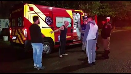 Motociclista fica ferida em colisão no XIV de Novembro