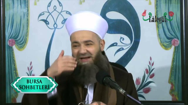 Noel Babayı Bırakın! Cübbeli Ahmet Hoca'ya Takılın En Azından Millî - Tebessüm Ettiren Nükteler