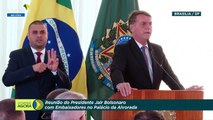 Bolsonaro questiona sistema eleitoral em reunião com embaixadores
