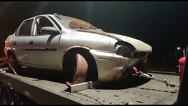 Após ser roubado a mão armada, carro com placas de Cascavel se envolve em acidente em Toledo