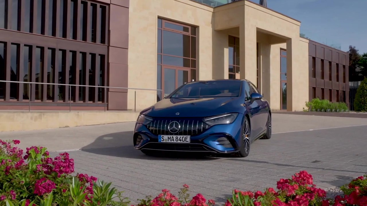 Der neue Mercedes-AMG EQE - Vorausschauende Routenplanung und effizientes Fahren mit Electric Intelligence