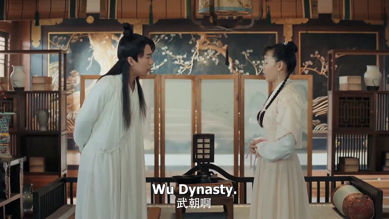 e premier nouveau venu masculin a été attaqué par des voleurs, et quand il s'est réveillé, il a découvert qu'il était un fan inconditionnel et qu'il n'aimait pas sa nouvelle identité.