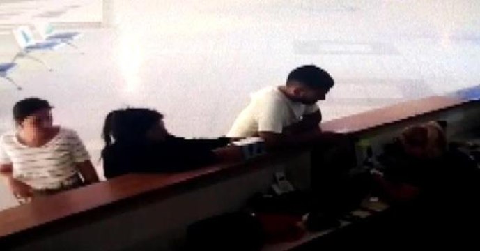 İzmir'de sadaka kutusunu çalan hırsızlar kamerada