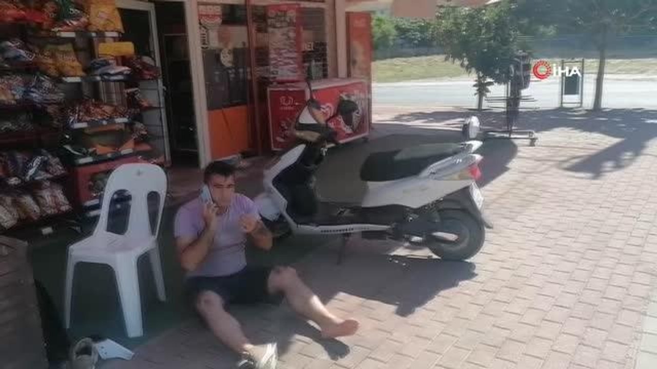 Son dakika! Çarpıştığı otomobilin sürücüsüyle helalleşip tek başına ambulans bekledi