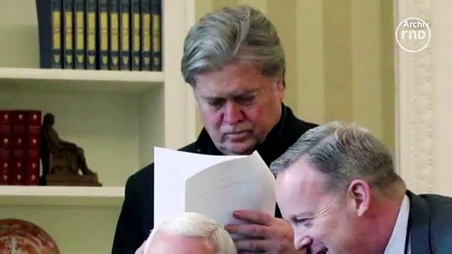 Donald Trumps früherer Chefstratege Steve Bannon vor Gericht