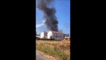 Incendio a Campi Bisenzio: fiamme tra case e aziende, paura in strada
