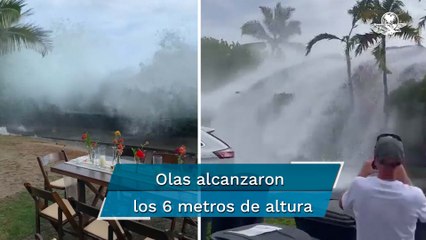 Olas gigantes interrumpen boda y destruyen barrios costeros