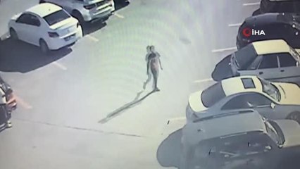 Otomobilden hırsızlık anları kamerada