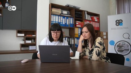 Ukrainische Journalistin in Kosovo: Heimat verloren, Job behalten